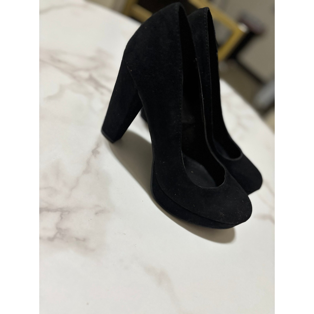 Candies Heels - Picture 2 of 5